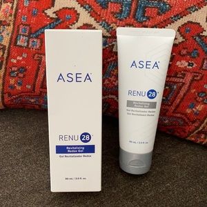 Never opened new ASEA Renu 28 3.0 fl oz.